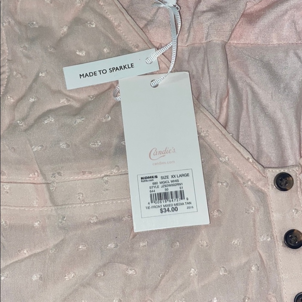 A loose top for plus sized looks great